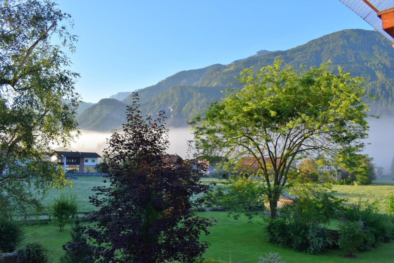 Fruehstuecks-Radpension Taurer-Thoman Dellach im Drautal Exterior photo